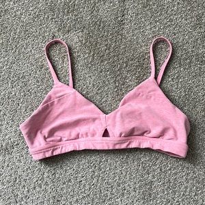Alo Yoga sports bra